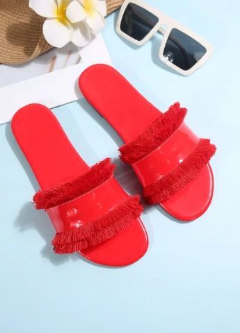 Красные шлепанцы SHEIN с бахромой, лаковые