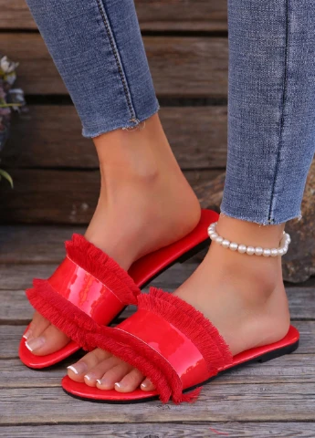 Красные шлепанцы SHEIN с бахромой, лаковые