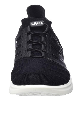 Черные всесезонные кроссовки UYN Y100051