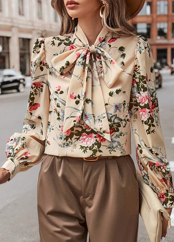 Светло-бежевая блуза SHEIN