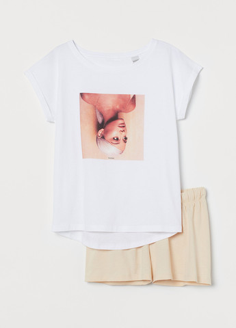 Белая всесезон пижама комплект (футболка, шорты) футболка + шорты H&M