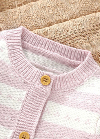 Рожевий демісезонний костюм (кофта, шорти) з шортами SHEIN