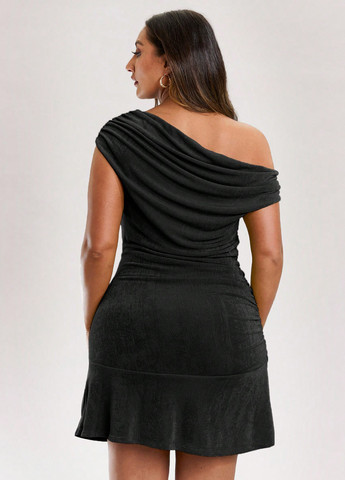 Черное коктейльное, вечернее, кэжуал платье а-силуэт SHEIN однотонное