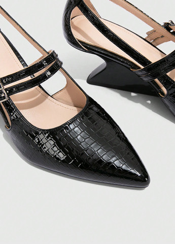 SHEIN Туфли черный з искусственная кожа, полиуретан, китай — демисезон (345181517)