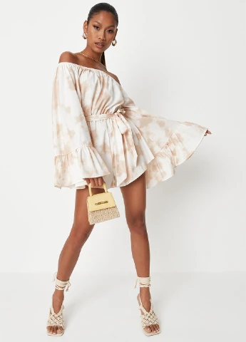 Комбинезон Missguided комбинезон-шорты тай-дай бежевый кэжуал полиэстер