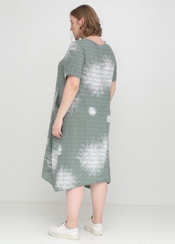 Оливкова (хакі) кежуал сукня Made in Italy з абстрактним візерунком