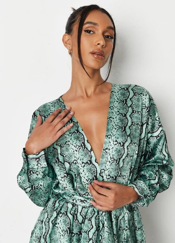 Темно-бирюзовая блуза на запах Missguided