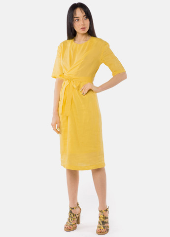 Желтое кэжуал платье MR 520 однотонное
