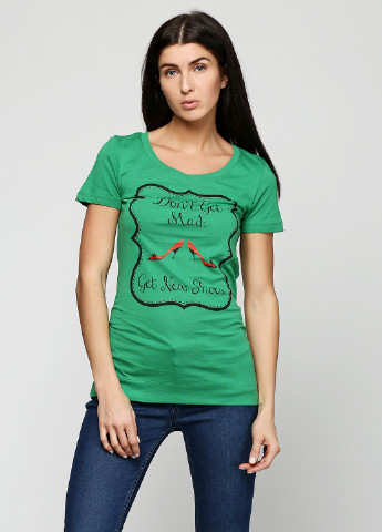 Зеленая летняя футболка Moschino