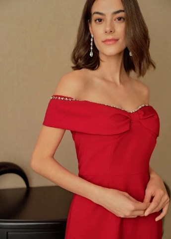 Червона кежуал сукня а-силует, з відкритими плечима SHEIN однотонна