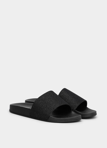 Черные шлепанцы Braska