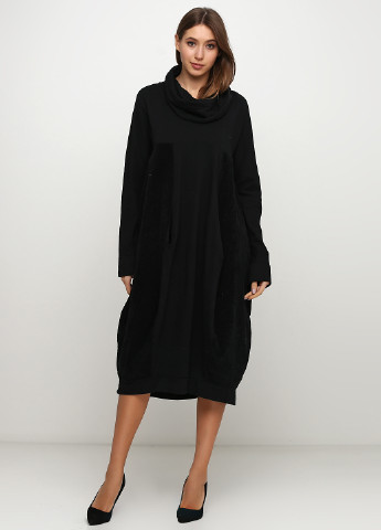 Черное кэжуал платье оверсайз Made in Italy однотонное