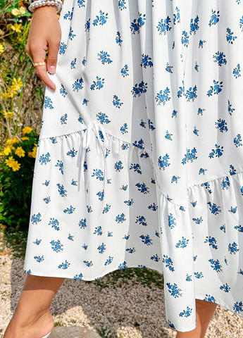 Белое кэжуал платье клеш SHEIN с цветочным принтом