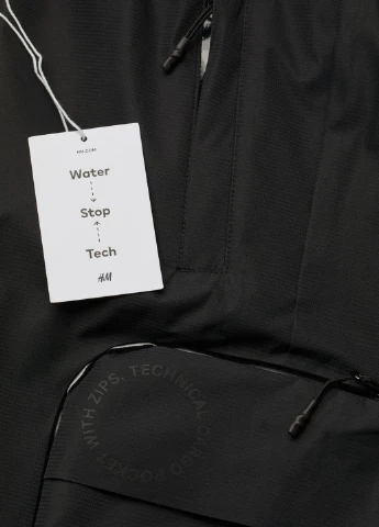 Черные демисезонные брюки H&M