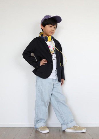 Белая летняя футболка Uniqlo