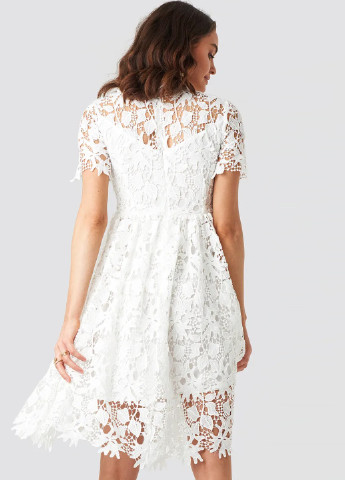 Білий сукня NA-KD