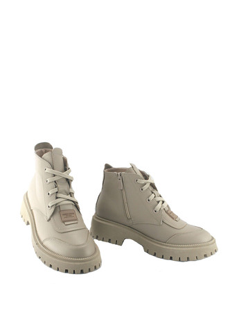 Зимние ботинки Mila с логотипом