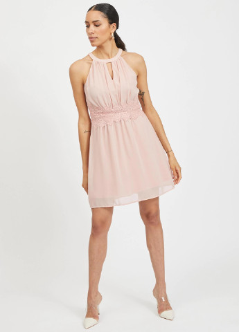 Светло-розовое коктейльное платье клеш Vila однотонное