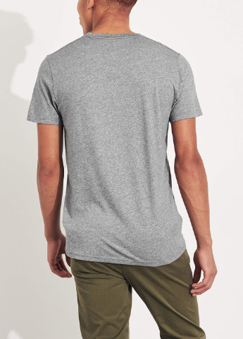 Сіра футболка Hollister