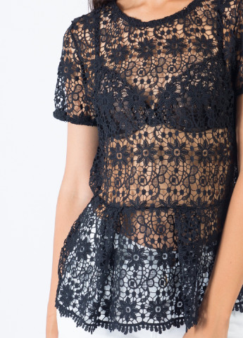 Чорна блуза з баскою Bebe Plus