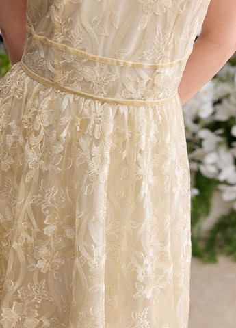 Айвори вечернее платье с юбкой-солнце SHEIN с цветочным принтом