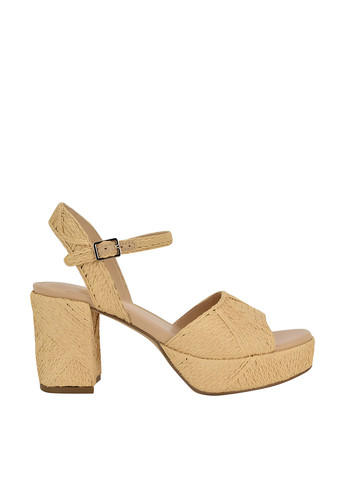 Бежевые босоножки Calvin Klein с ремешком