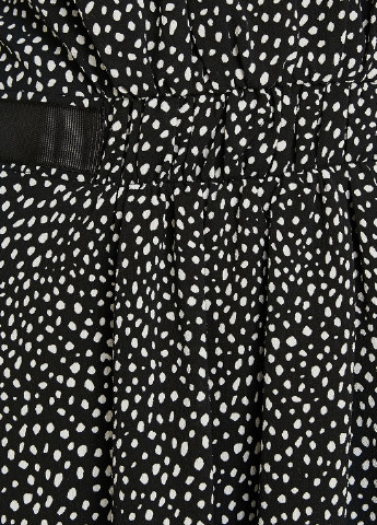 Чорно-білий кежуал сукня KOTON з абстрактним візерунком