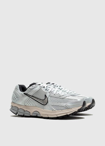 Кросівки FN6742-002 Nike W Air Zoom Vomero 5 сірі демісезони (329567028)