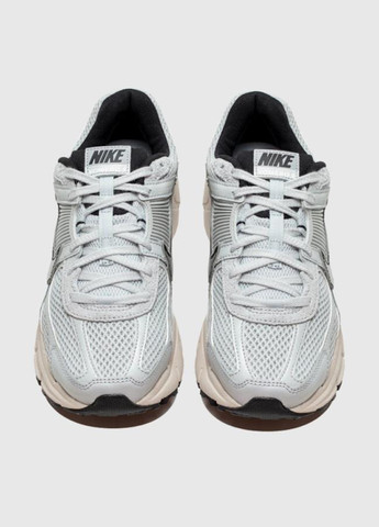 Кросівки FN6742-002 Nike W Air Zoom Vomero 5 сірі демісезони (329567028)