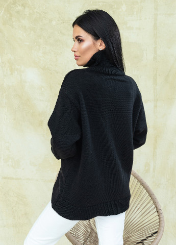 Черный демисезонный свитер Larionoff