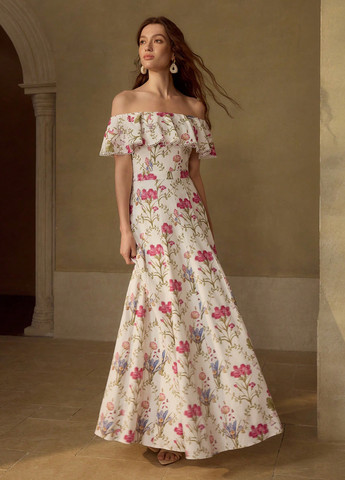 Кремовое кэжуал платье клеш, с открытыми плечами, с открытой спиной SHEIN с цветочным принтом