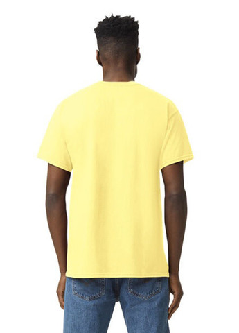 Светло-желтая футболка Gildan