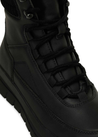 Осенние ботинки Polaris с логотипом из искусственной кожи