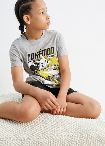 Светло-серый летний комплект (футболка, шорты) C&A