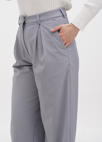 Светло-серые кэжуал демисезонные прямые брюки Weekday