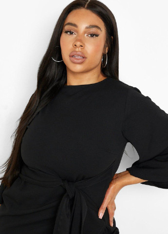 Черное кэжуал платье Boohoo однотонное