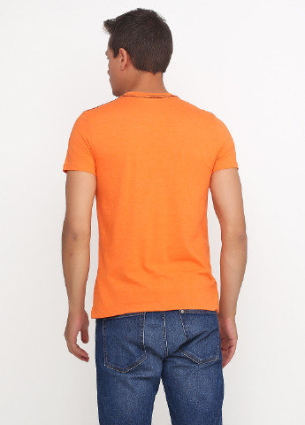 Оранжевая футболка Яavin