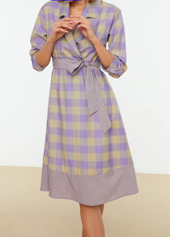 Бузкова повсякденний сукня AMORI в клітинку