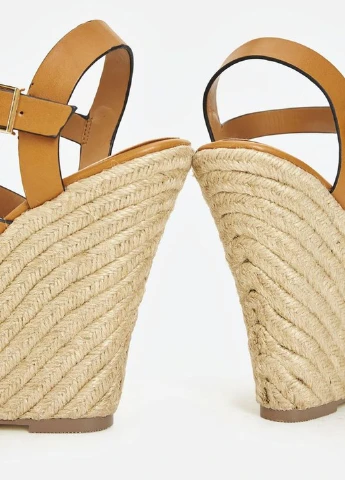 Охра босоножки JustFab с ремешком