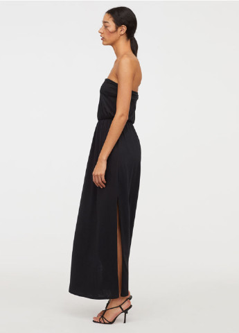 Черное вечернее платье клеш, с открытыми плечами H&M однотонное