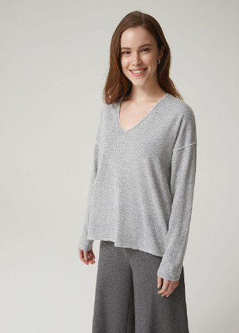 Светло-серый демисезонный джемпер пуловер SELA