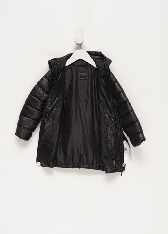Чорна демісезонна куртка Terranova