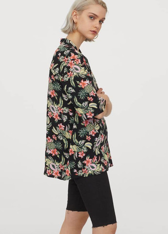 Черная кэжуал рубашка с цветами H&M