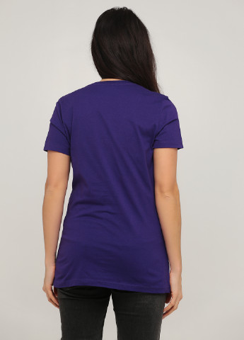 Фиолетовая летняя футболка Canvas