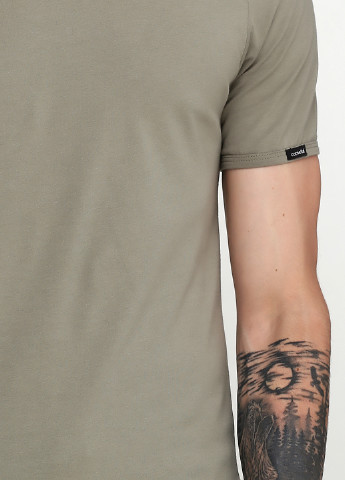 Оливковая футболка Cornette
