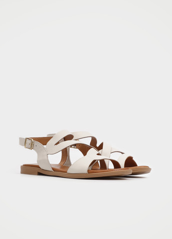Молочные босоножки URBAN TRACE с ремешком