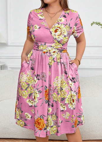 Рожева кежуал сукня а-силует SHEIN з квітковим принтом