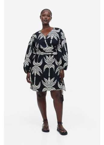 Чорно-білий кежуал сукня на запах H&M з малюнком