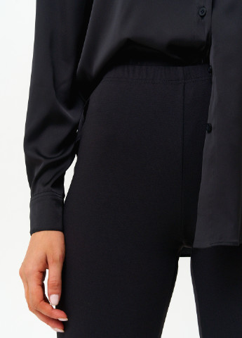Черные кэжуал демисезонные зауженные брюки KASTA design