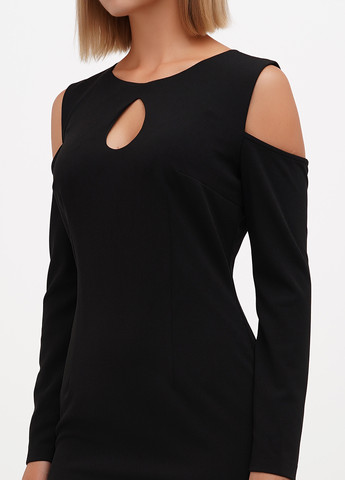 Черное кэжуал платье силуэтная Sassofono однотонное